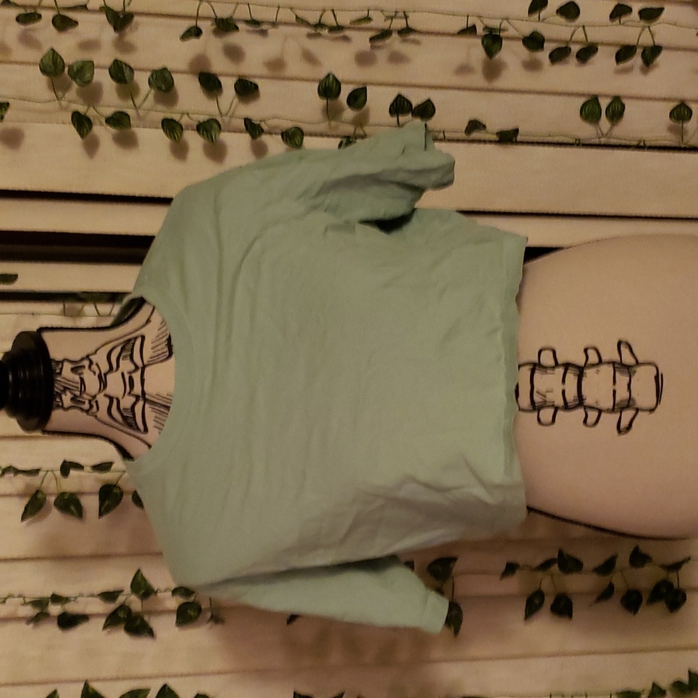 Loose crop top